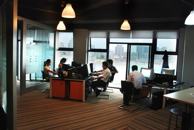 ����������Ļ����޹�˾